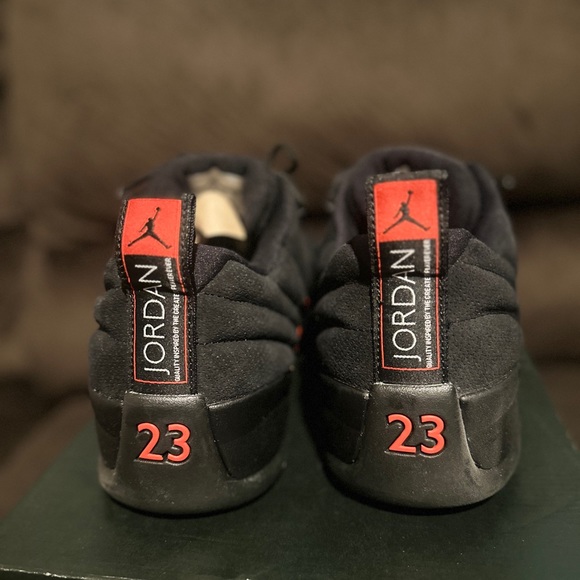 Throwback - Picture 2 of 4